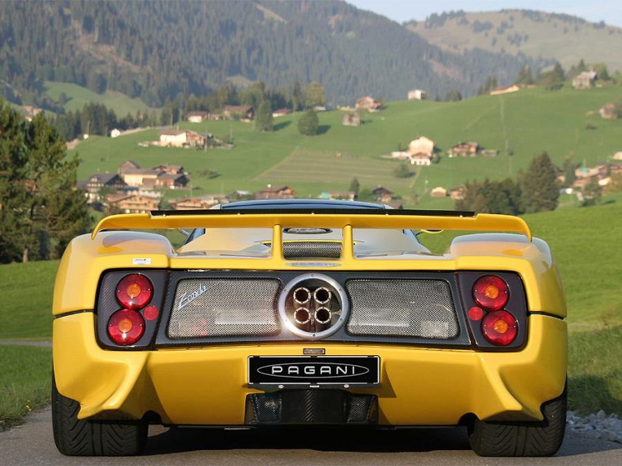  Pagani Zonda C12 1999 года  (фото 1 из 8)